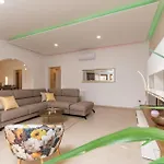 Villa Modern Matuzzi By Istrabook Loborika