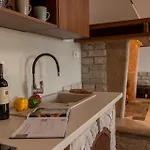 Modern Matuzzi By Istrabook Villa *